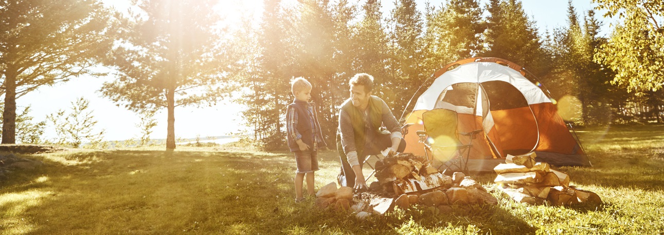 Camping mit Kindern / © gradyreese / Getty Images International